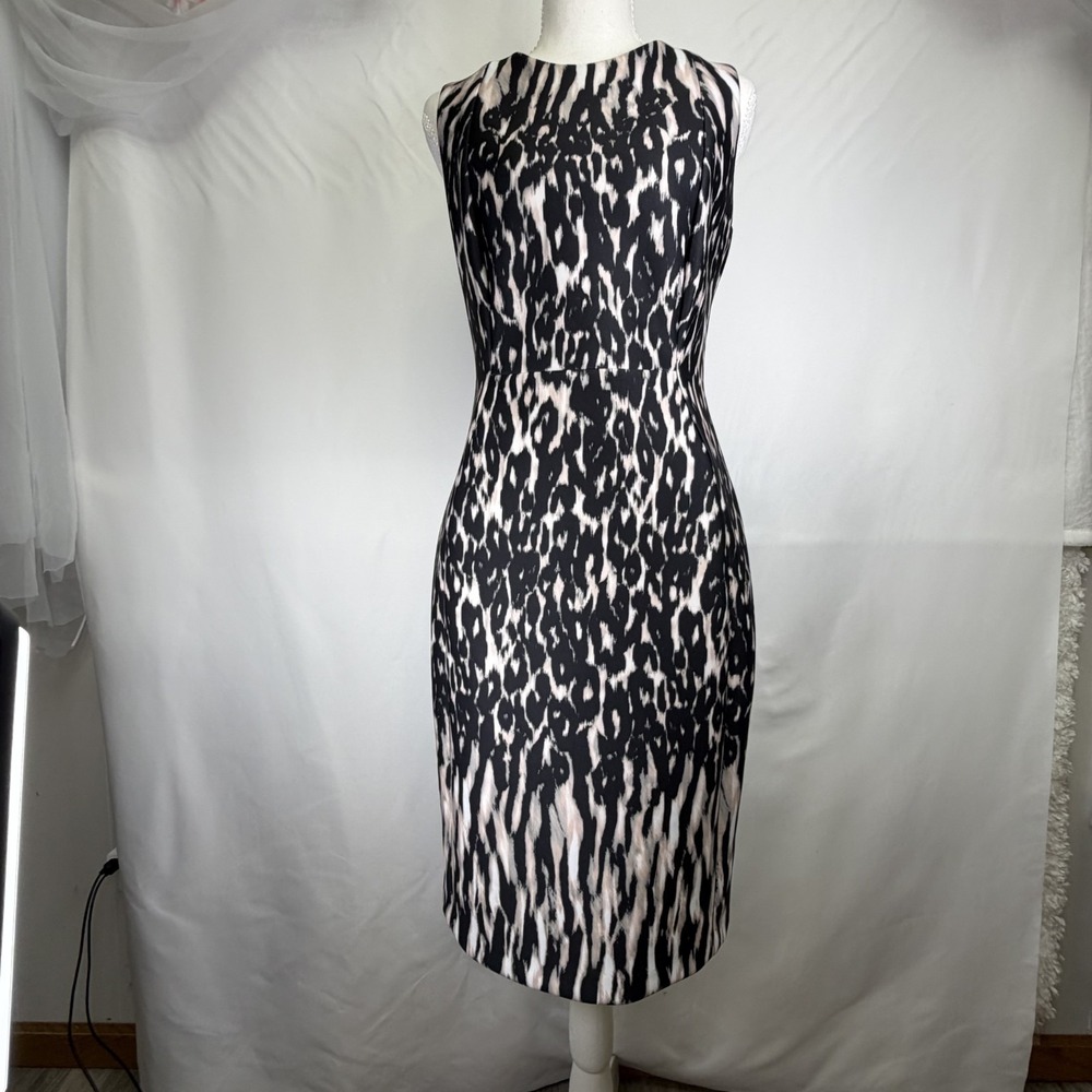 Calvin Klein Size 6 Animal Print Sheath Dress Stretch Sleeveless‎